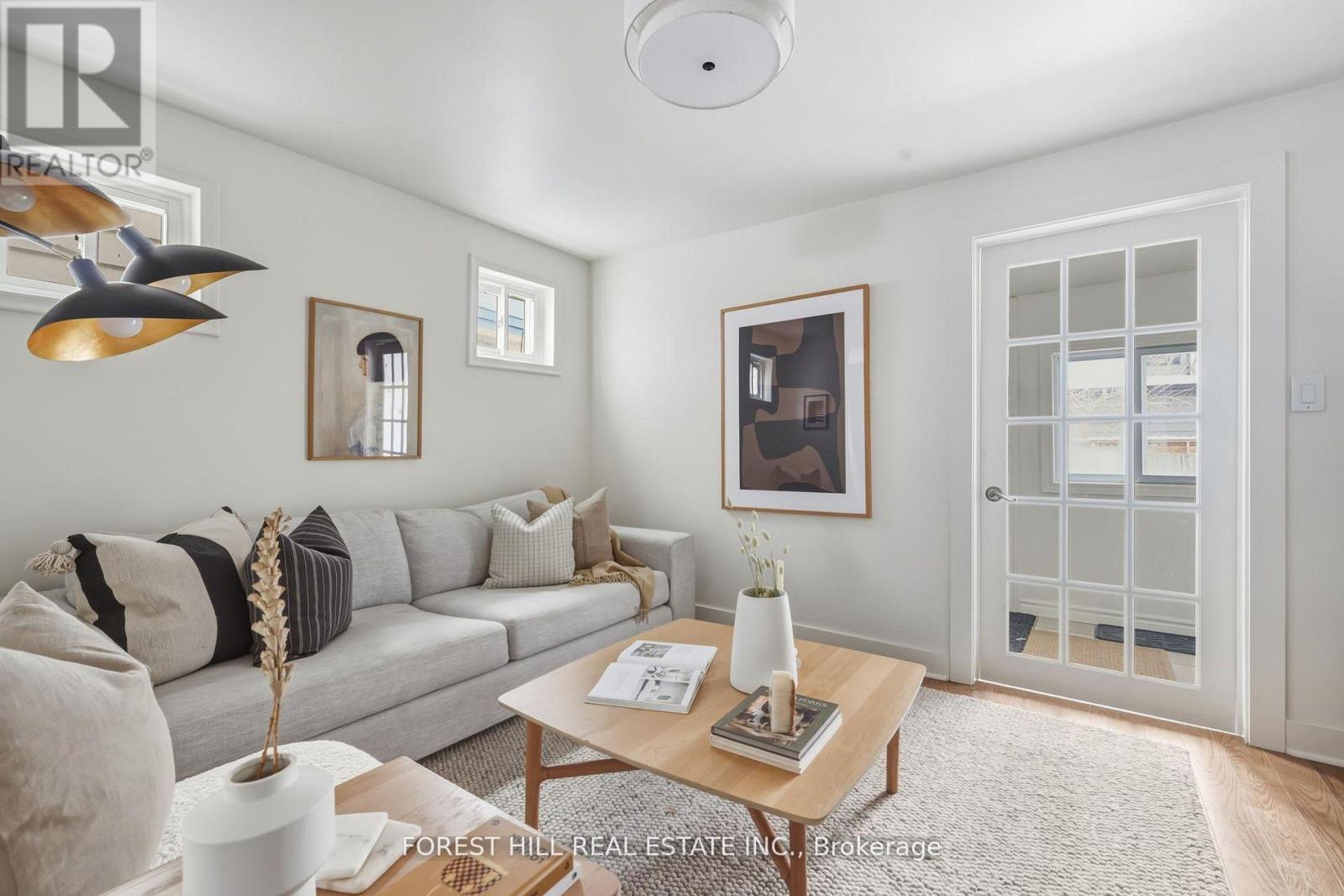 33 Craven Road, Toronto, Ontario  M4L 2Z4 - Photo 4 - E12848138