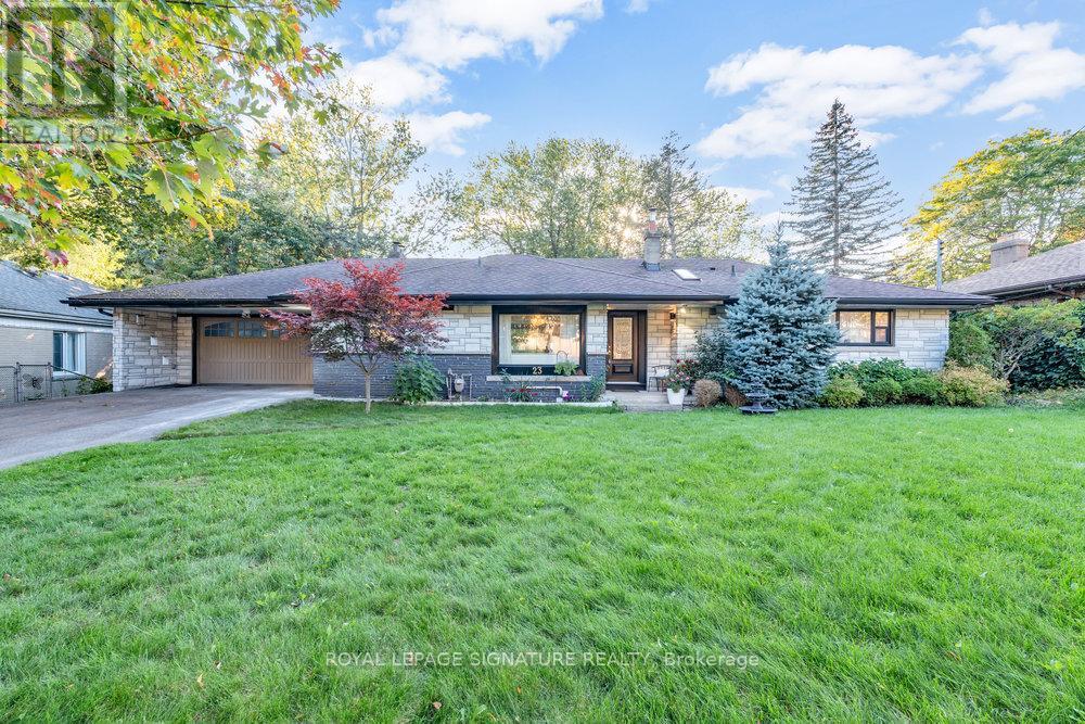 23 BURNVIEW CRESCENT, Toronto, Ontario