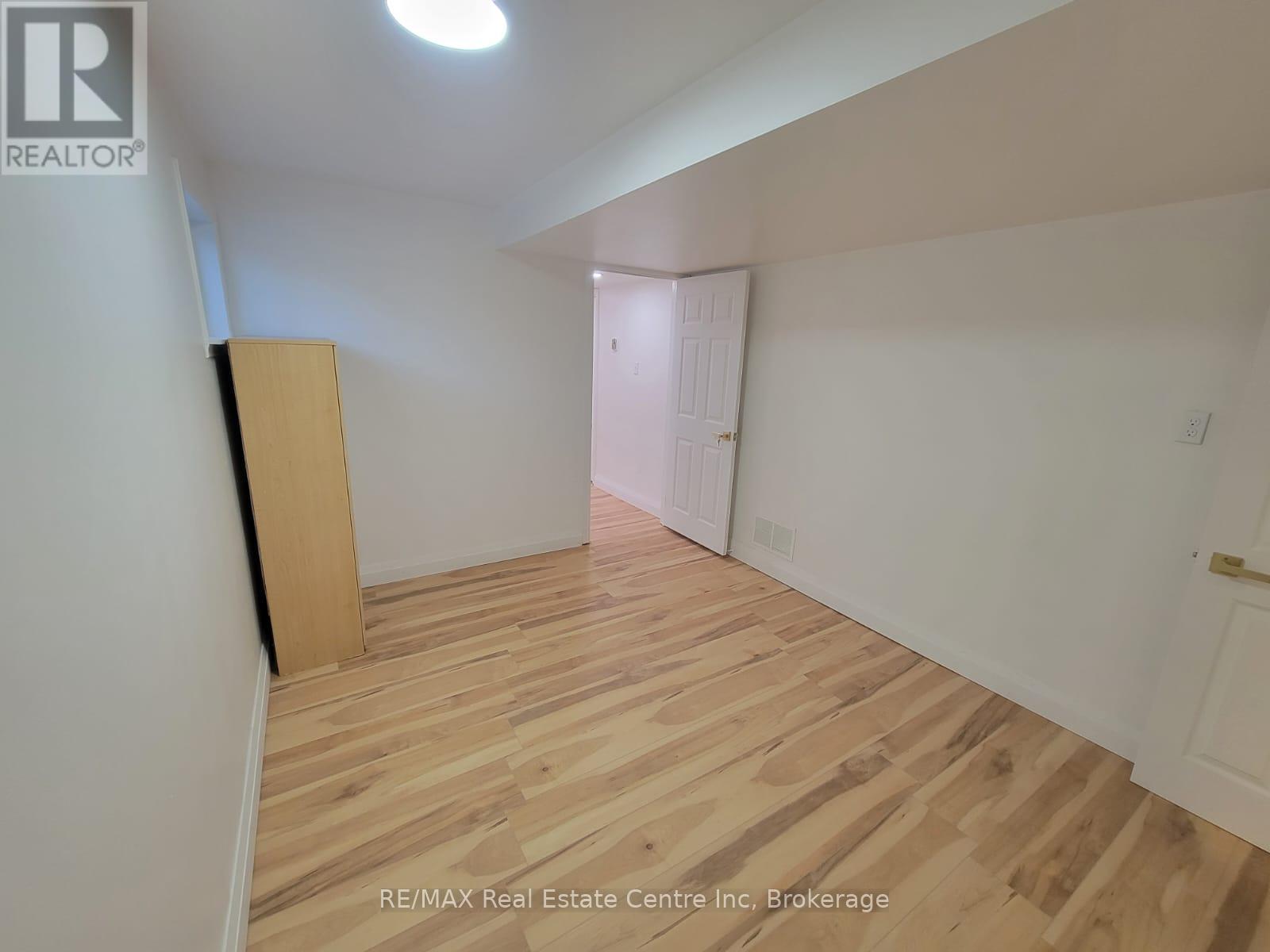 308 Paisley Road, Guelph, Ontario  N1H 2P9 - Photo 7 - X12848278