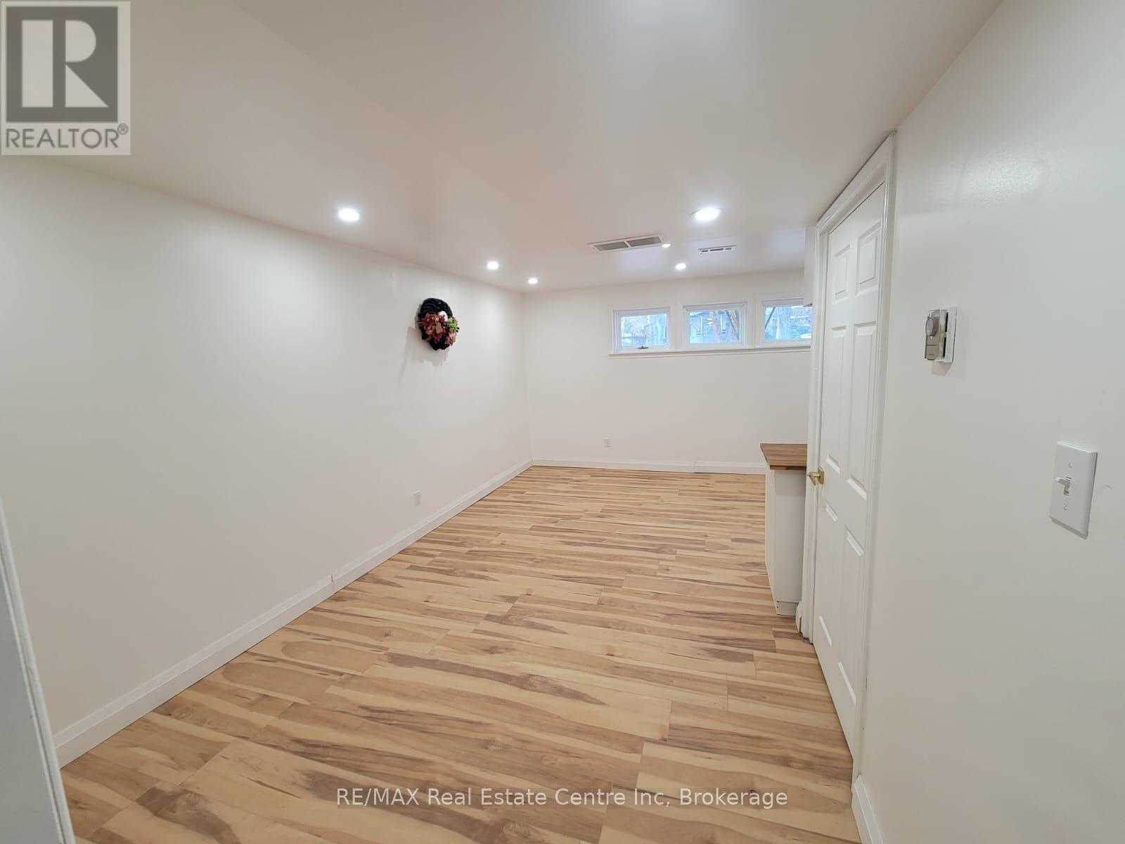 308 Paisley Road, Guelph, Ontario  N1H 2P9 - Photo 21 - X12848278