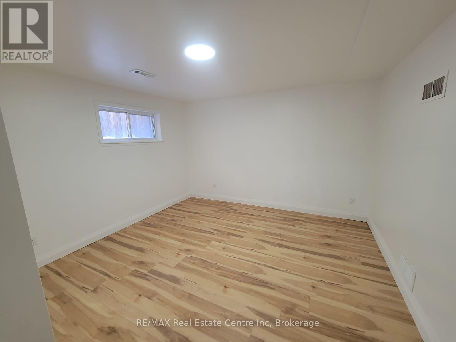 308 Paisley Road, Guelph, Ontario  N1H 2P9 - Photo 16 - X12848278