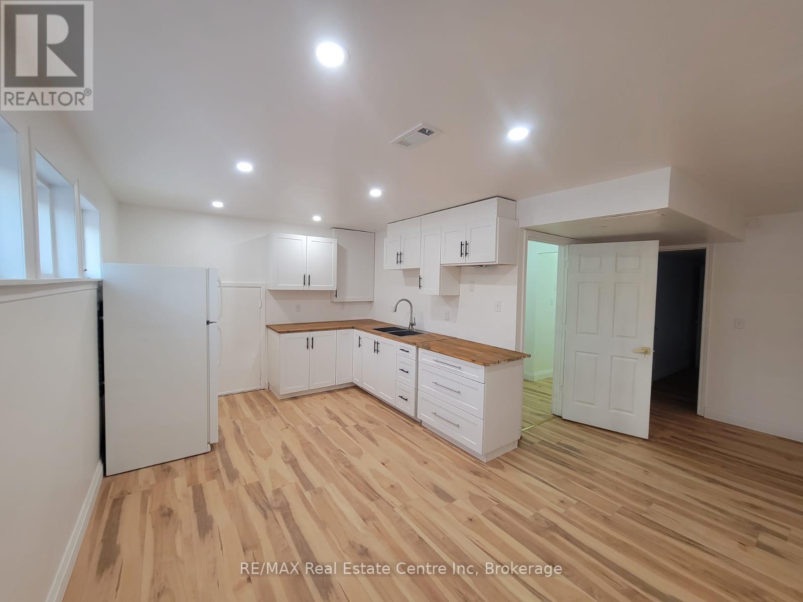 308 Paisley Road, Guelph, Ontario  N1H 2P9 - Photo 12 - X12848278