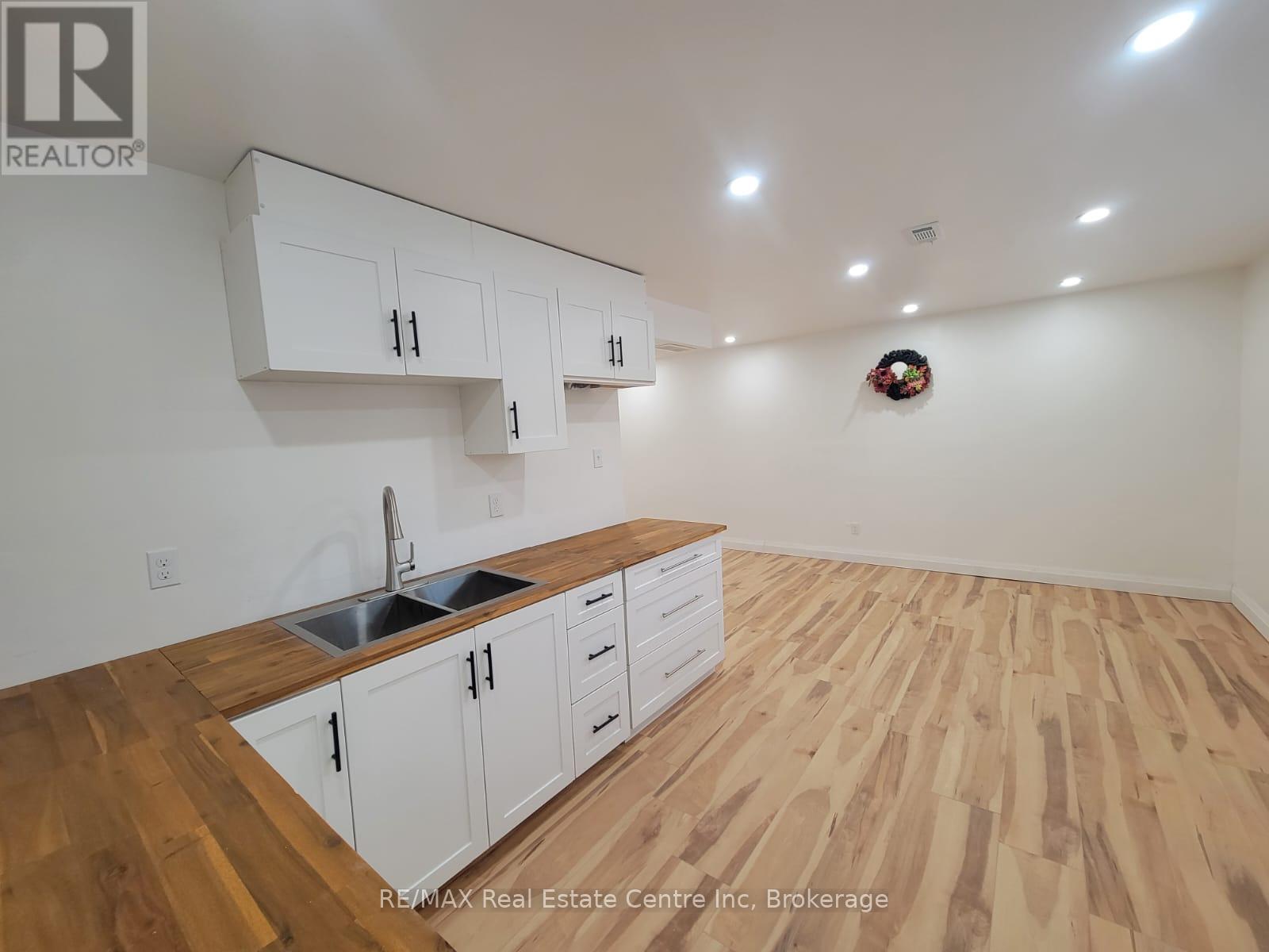 308 Paisley Road, Guelph, Ontario  N1H 2P9 - Photo 9 - X12848278