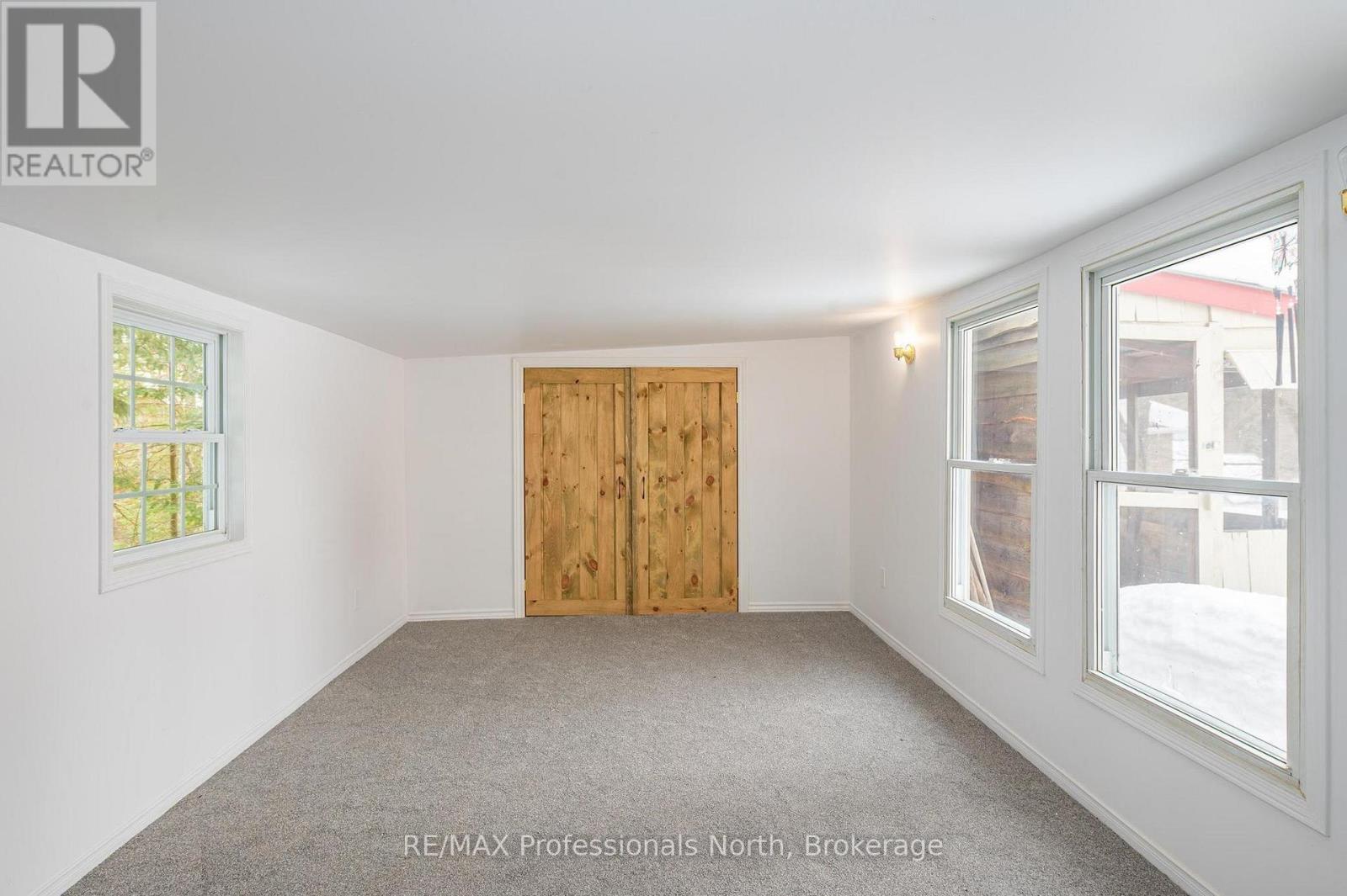 4 Dickson Street, Kawartha Lakes, Ontario  K0M 2A0 - Photo 12 - X12848358