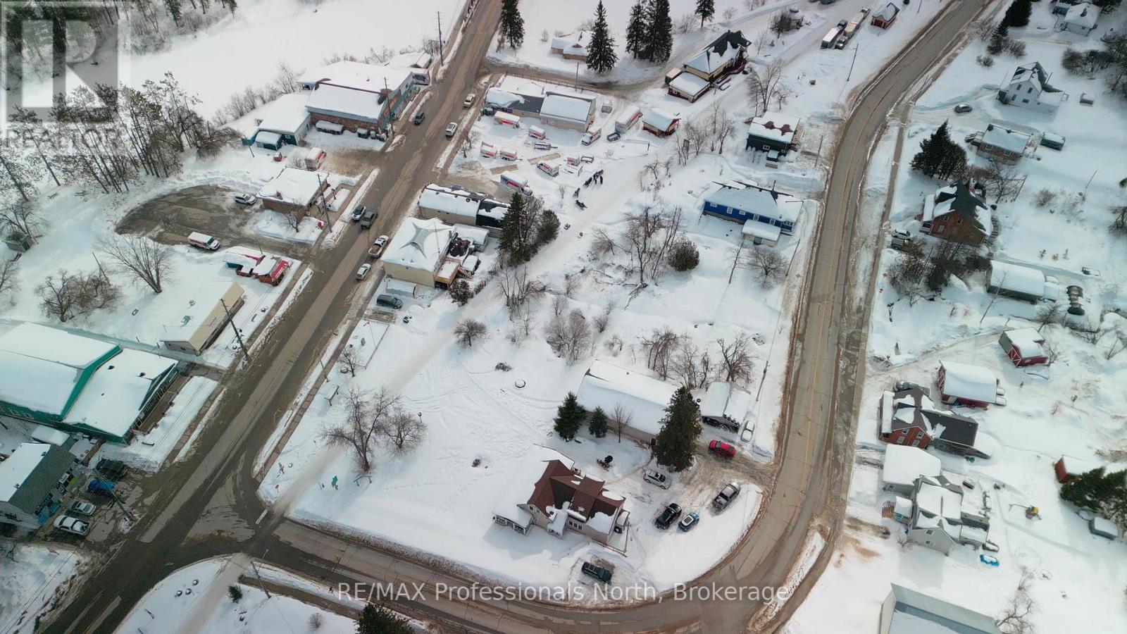 4 Dickson Street, Kawartha Lakes, Ontario  K0M 2A0 - Photo 24 - X12848358