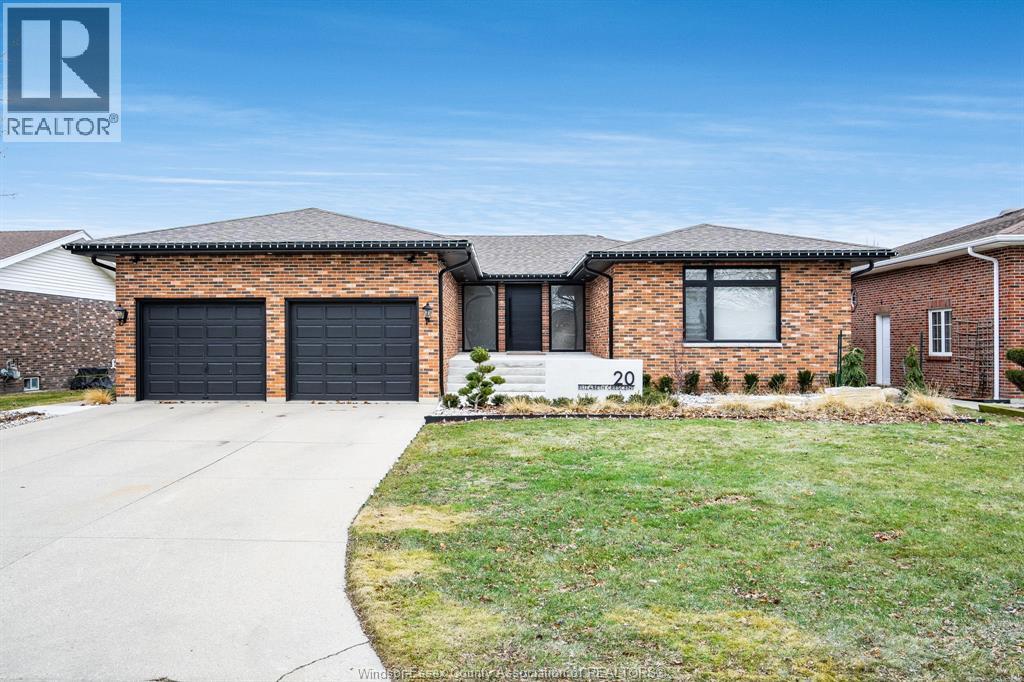 20 Elizabeth CRESCENT, leamington, Ontario