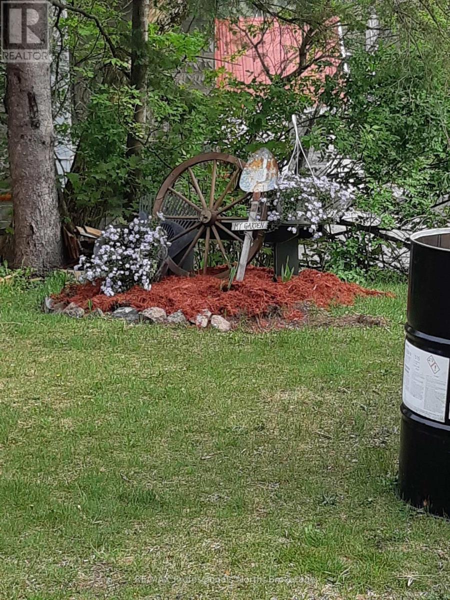4 Dickson Street, Kawartha Lakes, Ontario  K0M 2A0 - Photo 42 - X12848358