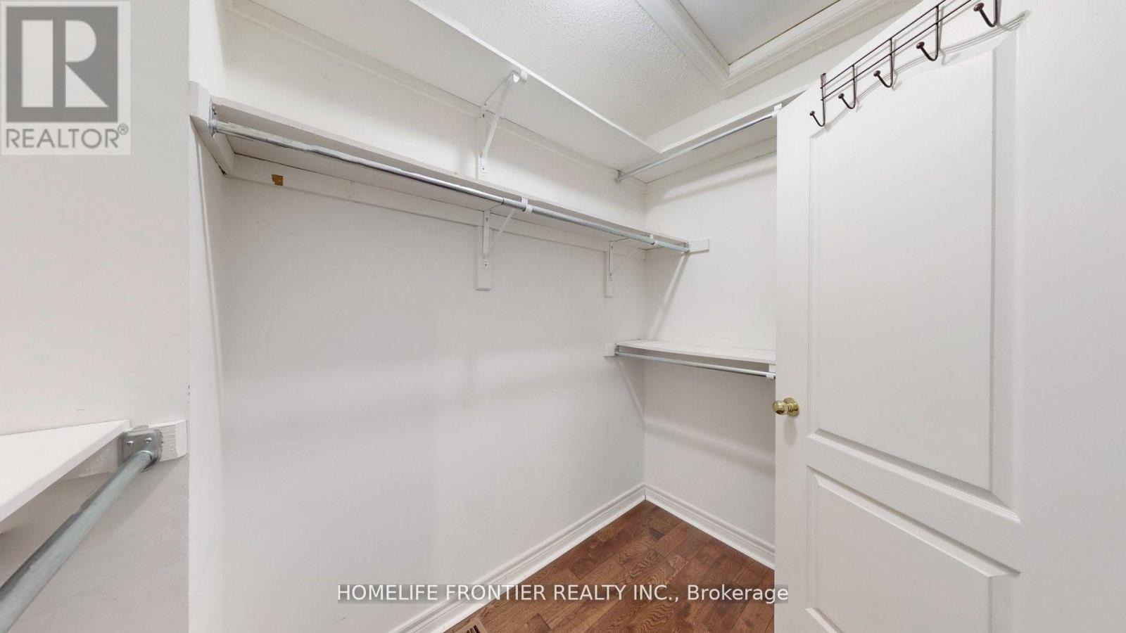 54 - 190 Harding Boulevard W, Richmond Hill (North Richvale), Ontario  L4C 0J9 - Photo 21 - N12848058