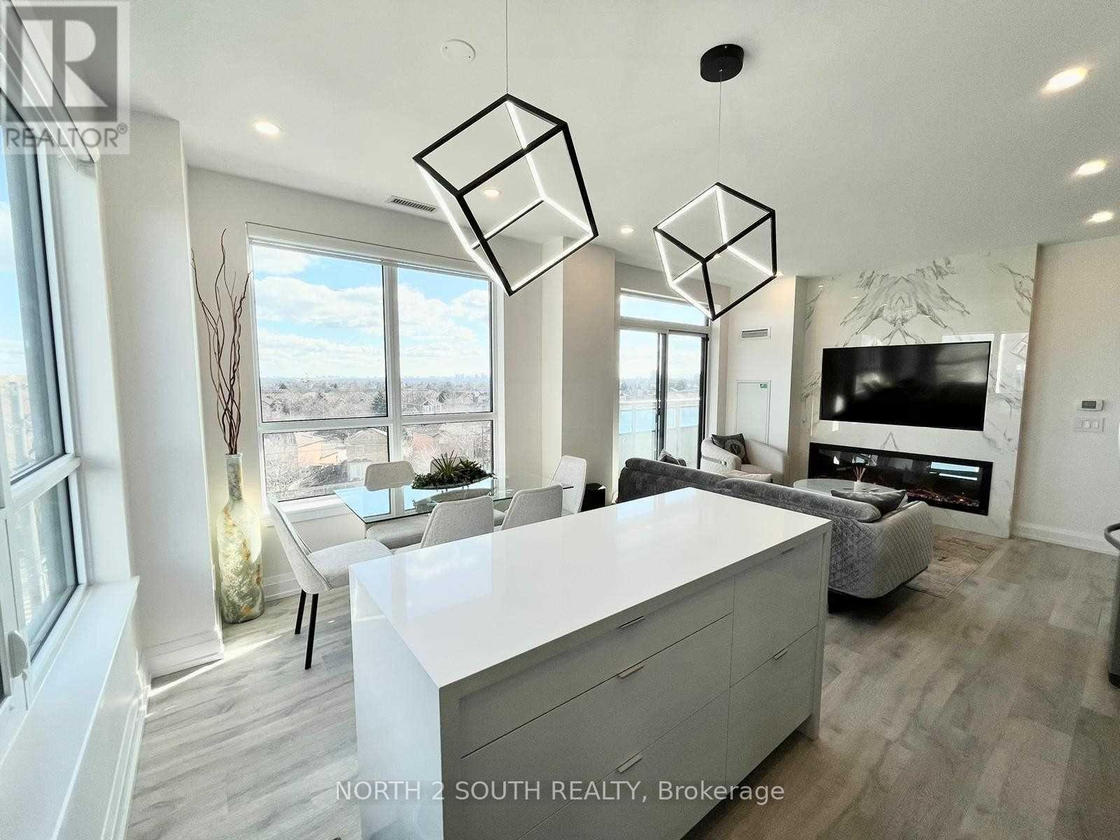 530 - 7900 BATHURST STREET, Vaughan, Ontario