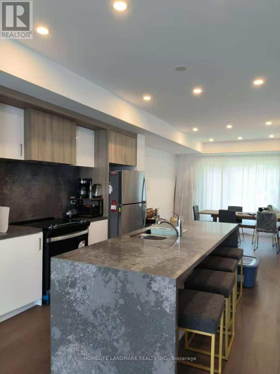 Upper - 12 Persica Street, Richmond Hill, Ontario  L4E 1L3 - Photo 4 - N12848134