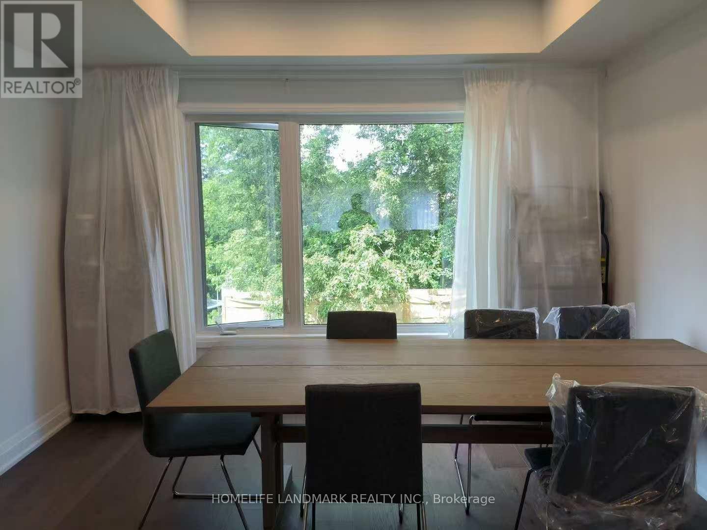 Upper - 12 Persica Street, Richmond Hill, Ontario  L4E 1L3 - Photo 7 - N12848134