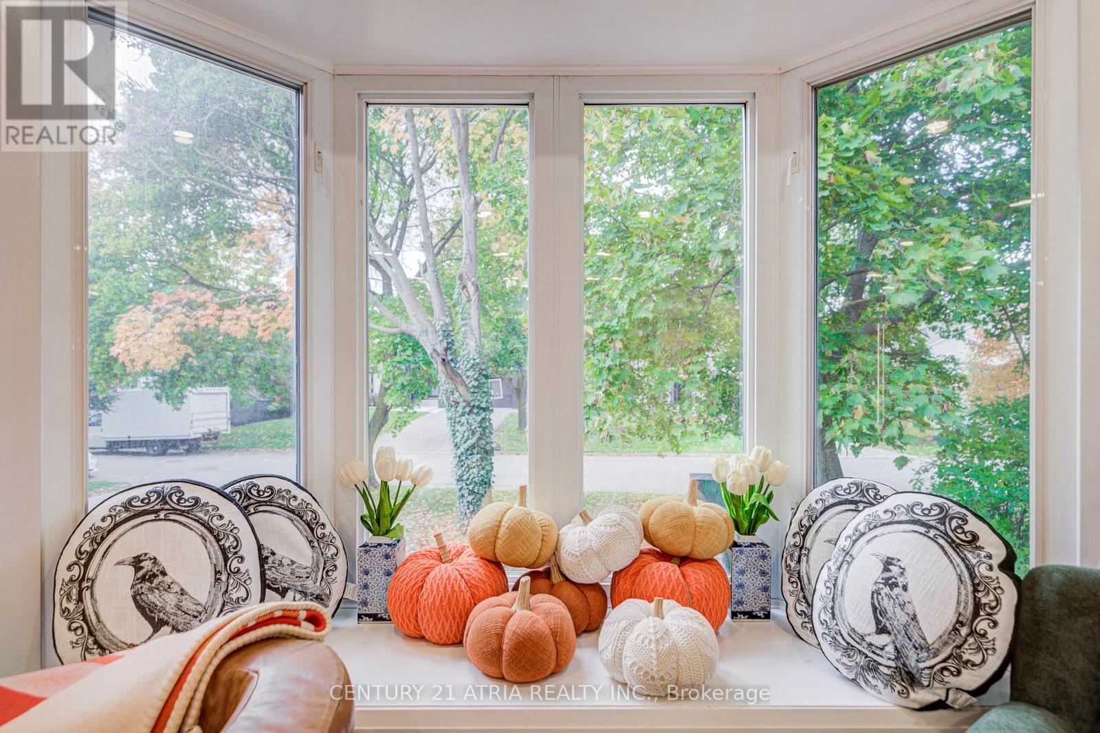 33 Sir Brandiles Place, Markham, Ontario  L3P 2Z4 - Photo 13 - N12848192