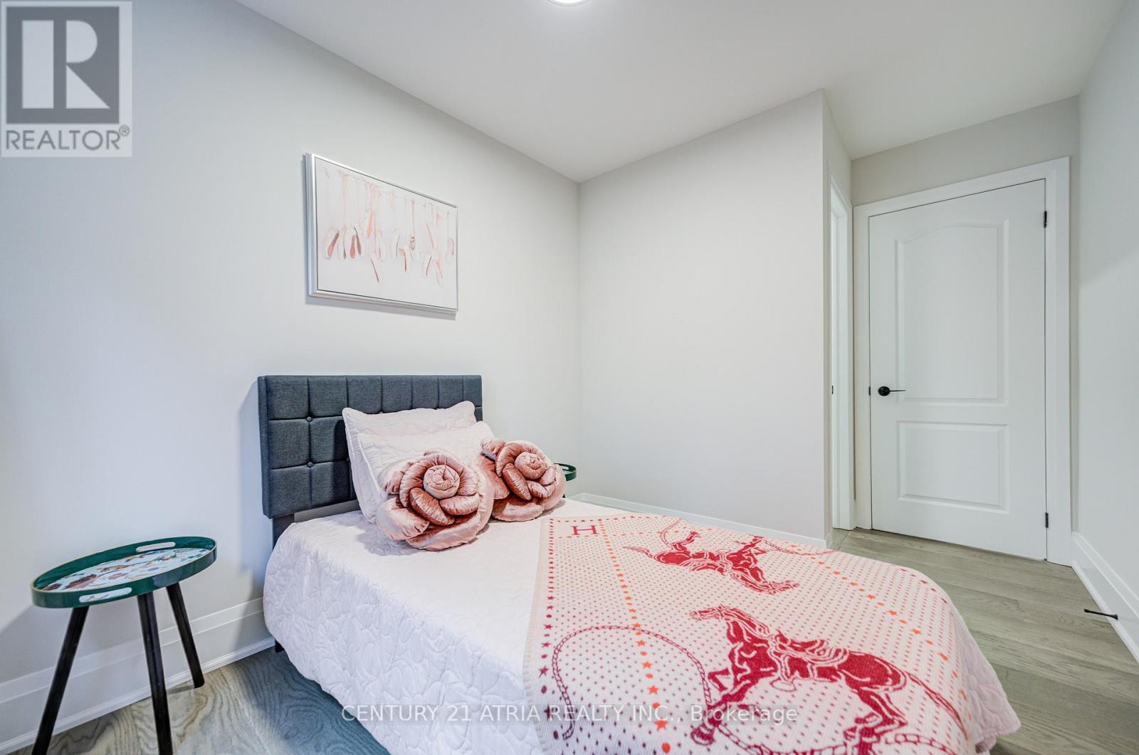 33 Sir Brandiles Place, Markham, Ontario  L3P 2Z4 - Photo 19 - N12848192