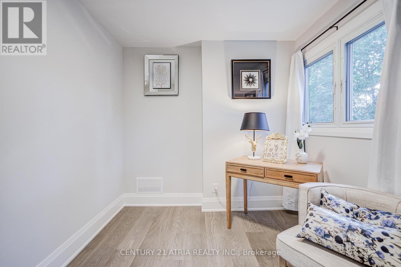 33 Sir Brandiles Place, Markham, Ontario  L3P 2Z4 - Photo 22 - N12848192