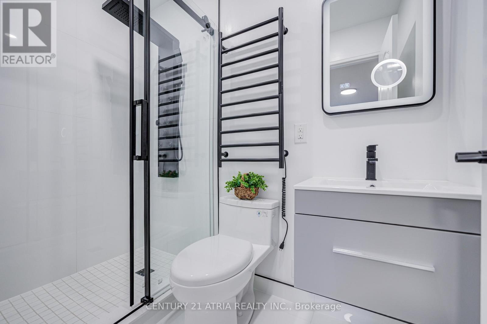 33 Sir Brandiles Place, Markham, Ontario  L3P 2Z4 - Photo 27 - N12848192