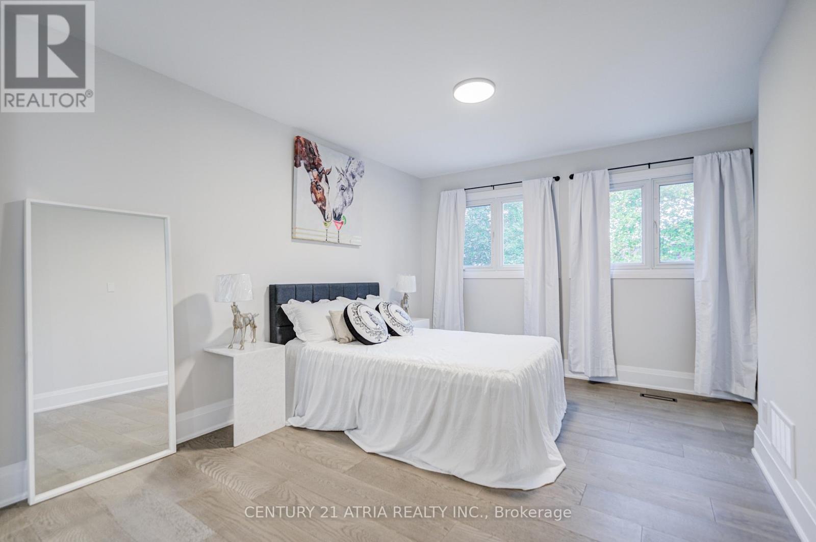 33 Sir Brandiles Place, Markham, Ontario  L3P 2Z4 - Photo 28 - N12848192