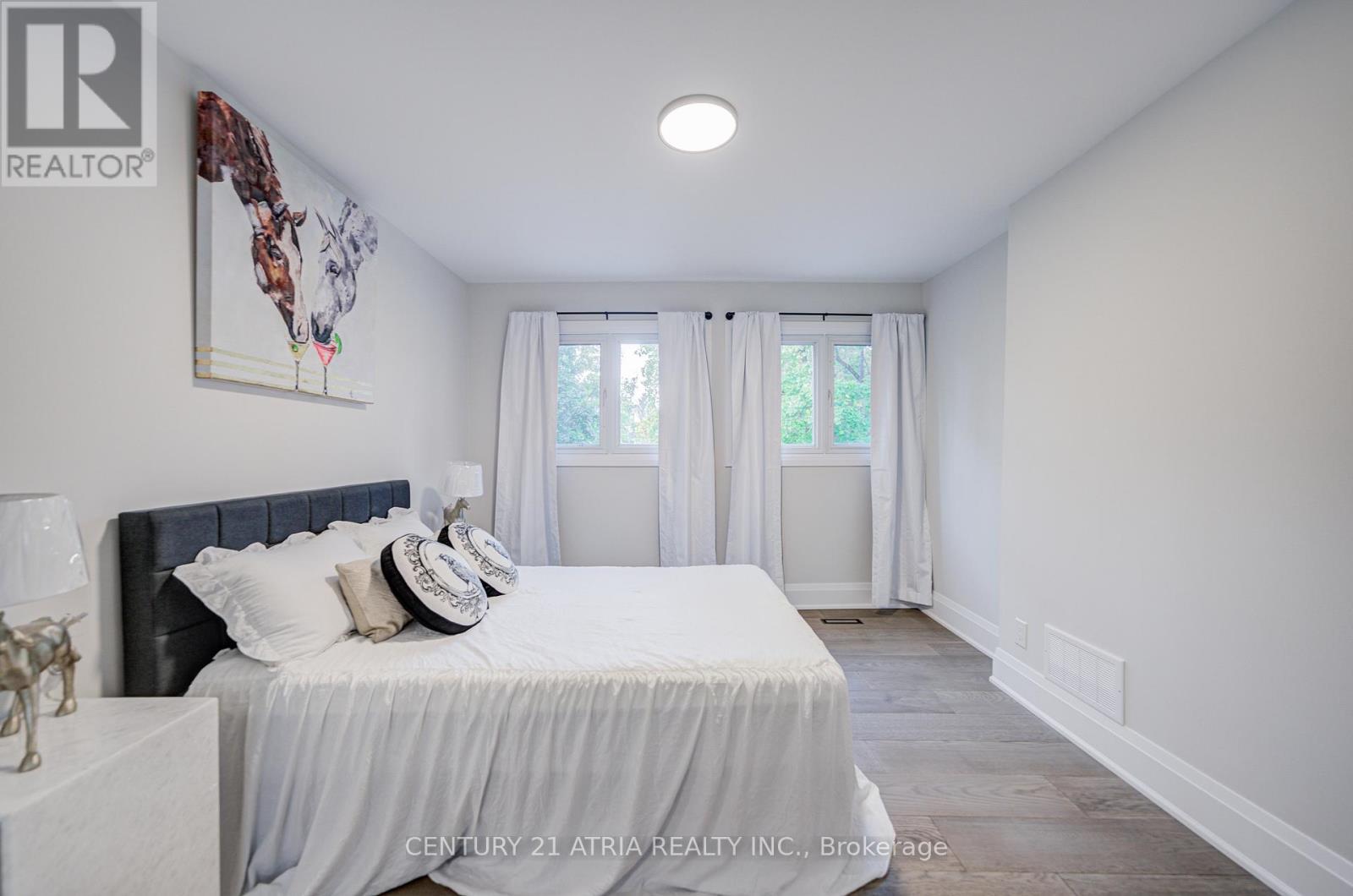 33 Sir Brandiles Place, Markham, Ontario  L3P 2Z4 - Photo 30 - N12848192