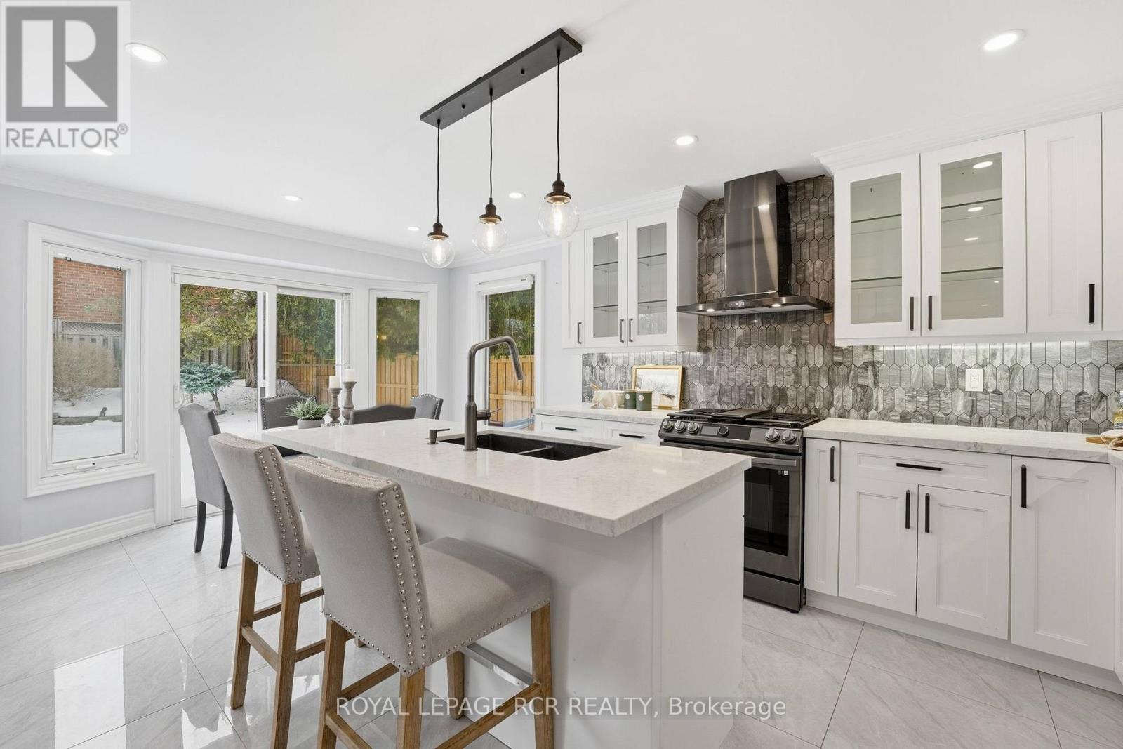 2 Meyer Circle, Markham, Ontario  L3P 4C2 - Photo 16 - N12848220