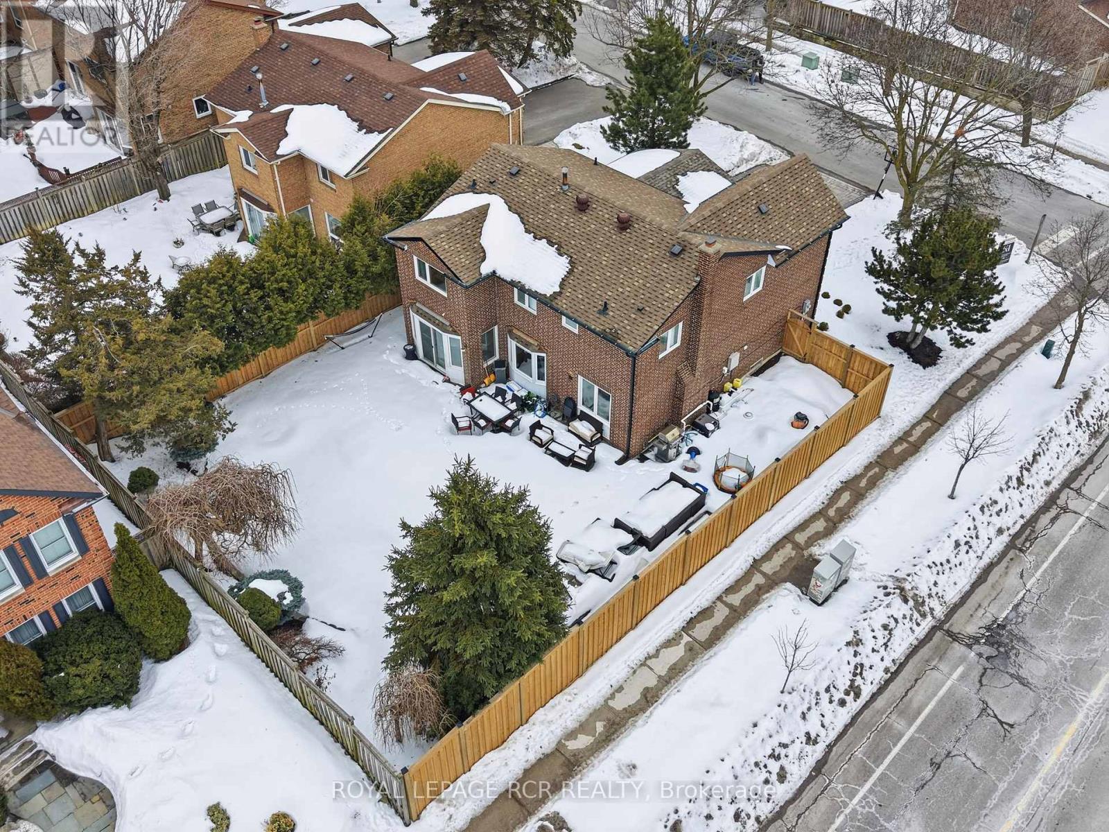 2 Meyer Circle, Markham, Ontario  L3P 4C2 - Photo 48 - N12848220