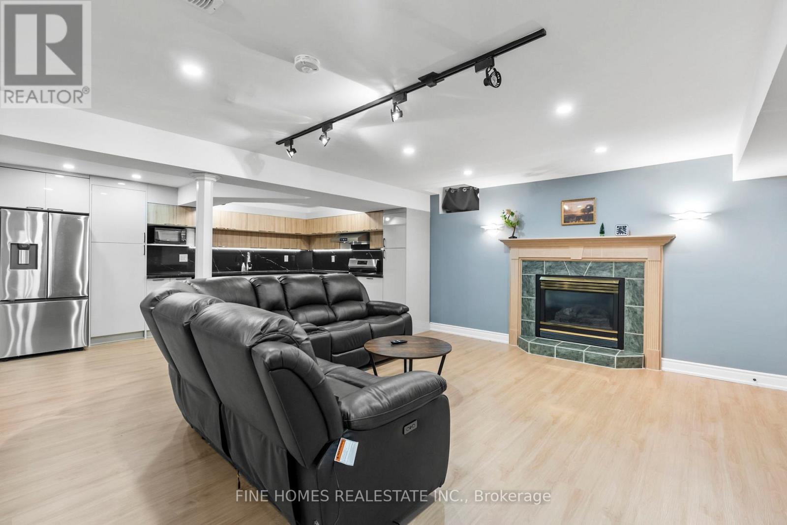 109 Angelina Avenue, Vaughan, Ontario  L4L 8N9 - Photo 23 - N12848266