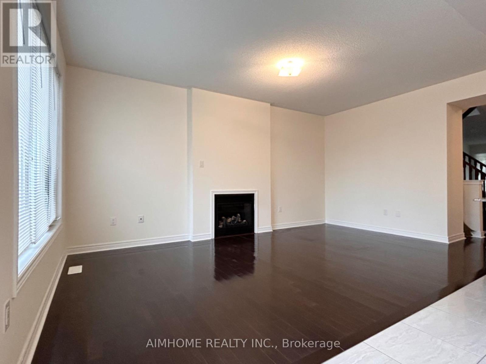 202 Harbord Street, Markham (Berczy), Ontario  L6C 0X3 - Photo 6 - N12848284