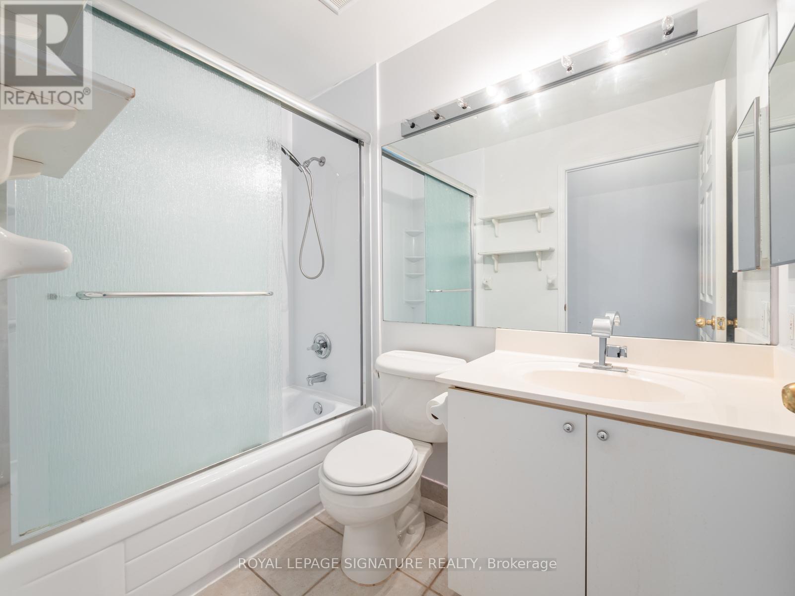 102 - 5 Emerald Lane, Vaughan, Ontario  L4J 8P7 - Photo 13 - N12848328