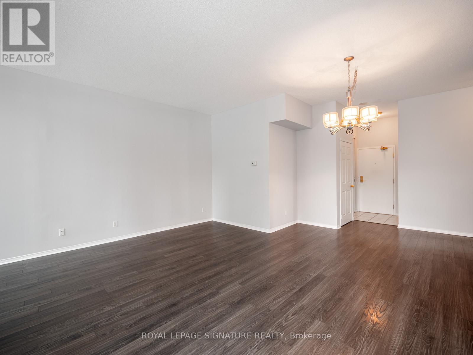 102 - 5 Emerald Lane, Vaughan, Ontario  L4J 8P7 - Photo 5 - N12848328