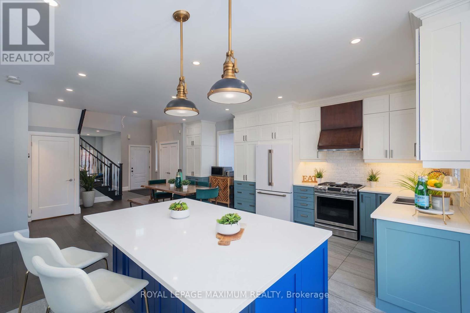 26 Marbella Road, Vaughan, Ontario  L4H 1M2 - Photo 12 - N12848334