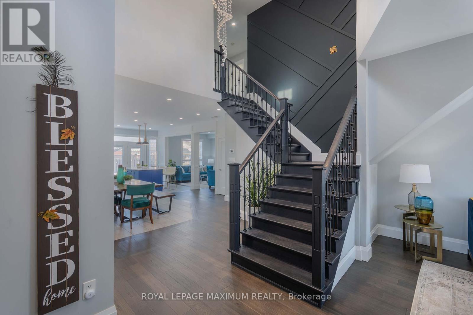 26 Marbella Road, Vaughan, Ontario  L4H 1M2 - Photo 3 - N12848334