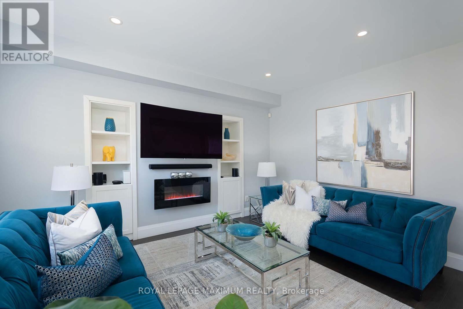 26 Marbella Road, Vaughan, Ontario  L4H 1M2 - Photo 7 - N12848334