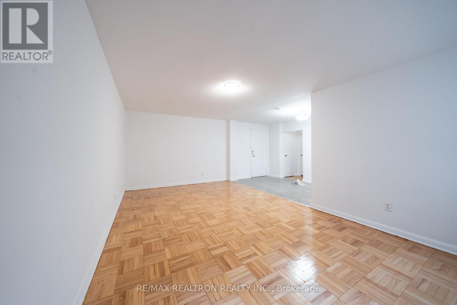 M7 - 77 Erskine Avenue, Toronto (Mount Pleasant West), Ontario  M4P 1Y5 - Photo 3 - C12795906