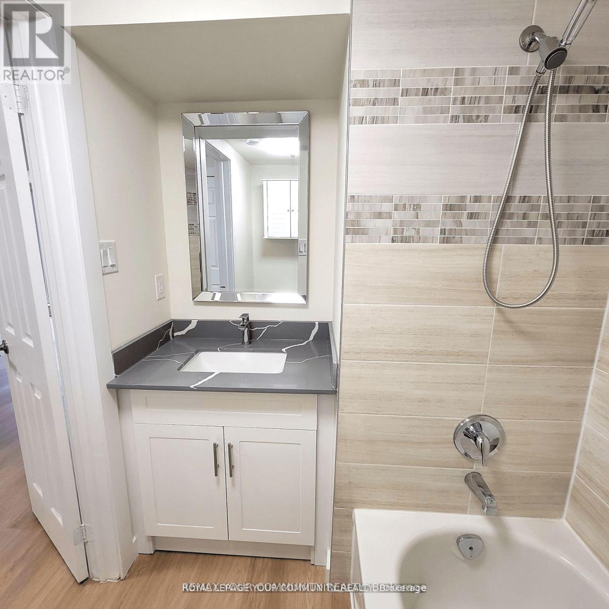 444 Sunnidale Road, Barrie, Ontario  L4N 7A9 - Photo 12 - S12848248