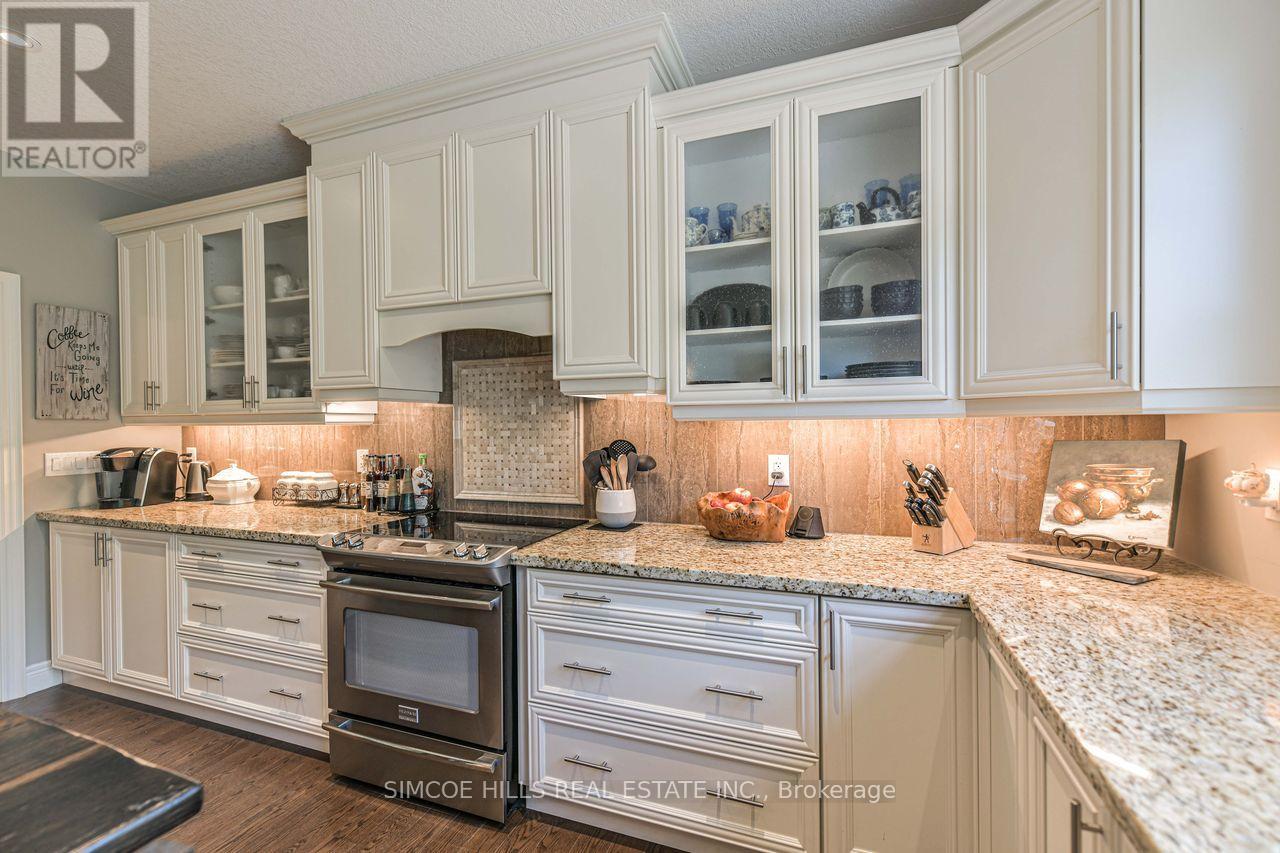 2117 Elana Drive, Severn (Marchmont), Ontario  L3V 0C1 - Photo 7 - S12848252