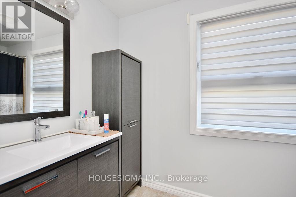 45 D'ambrosio Drive, Barrie (Painswick North), Ontario  L4N 6V6 - Photo 18 - S12848262