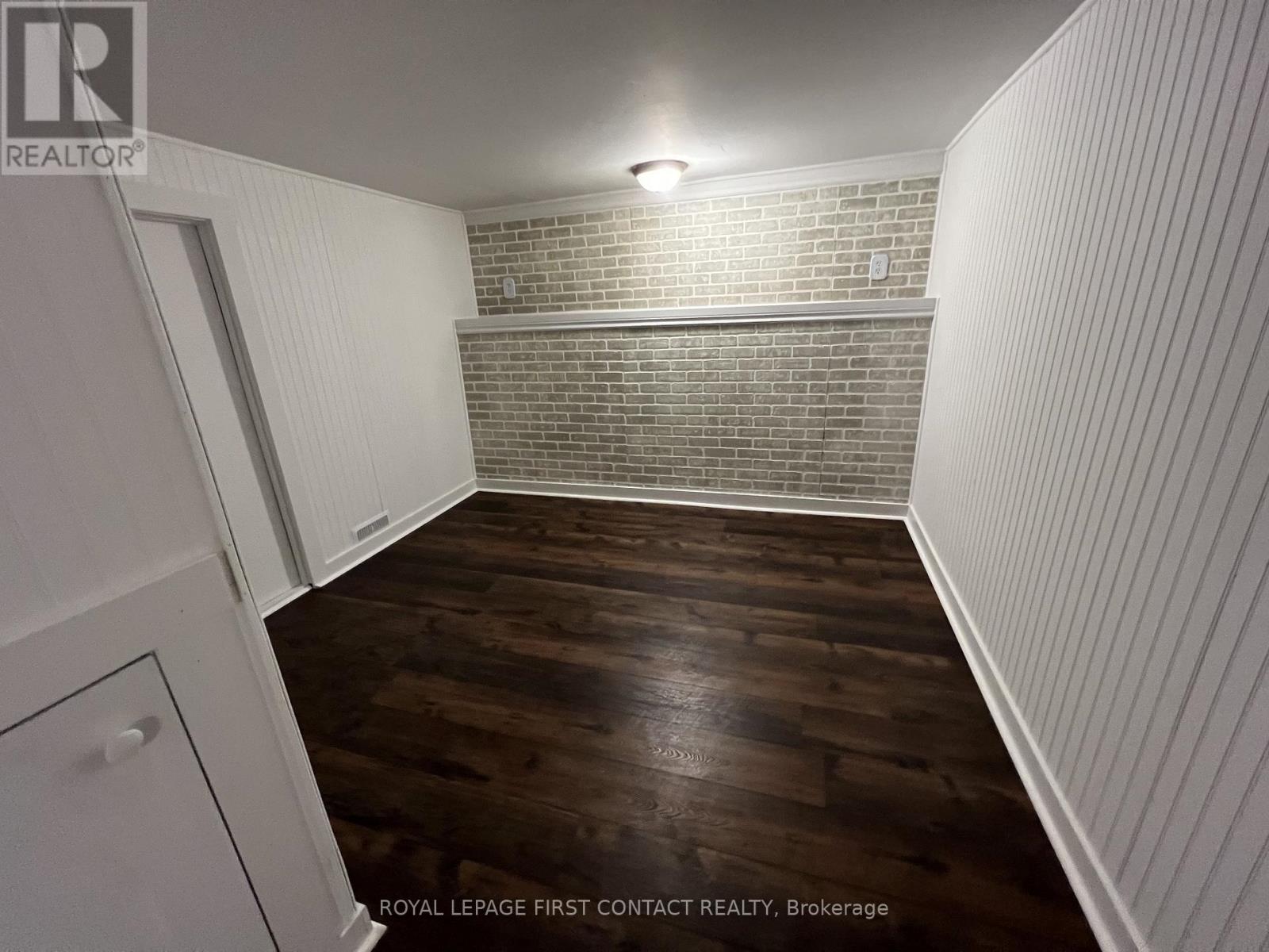 B - 228 Bayfield Street, Barrie, Ontario  L4M 3B7 - Photo 10 - S12848310