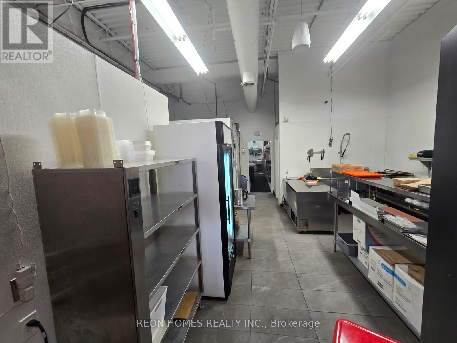 607 Kingston Road, Pickering, Ontario  L1V 3N7 - Photo 2 - E12844850