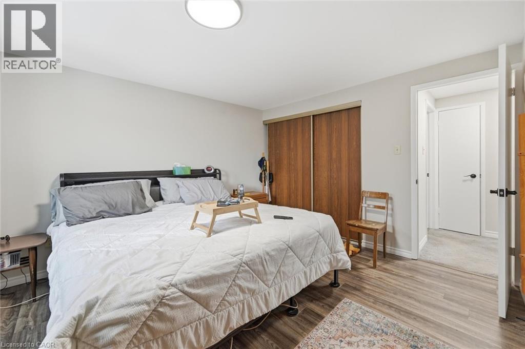 2478 Malcolm Crescent, Burlington, Ontario  L7P 4A4 - Photo 25 - 40808775