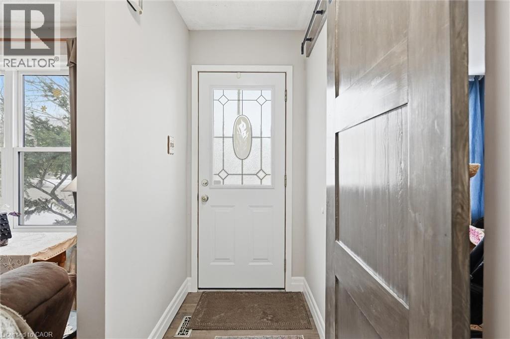 2478 Malcolm Crescent, Burlington, Ontario  L7P 4A4 - Photo 4 - 40808775