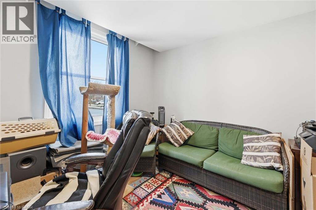 2478 Malcolm Crescent, Burlington, Ontario  L7P 4A4 - Photo 5 - 40808775