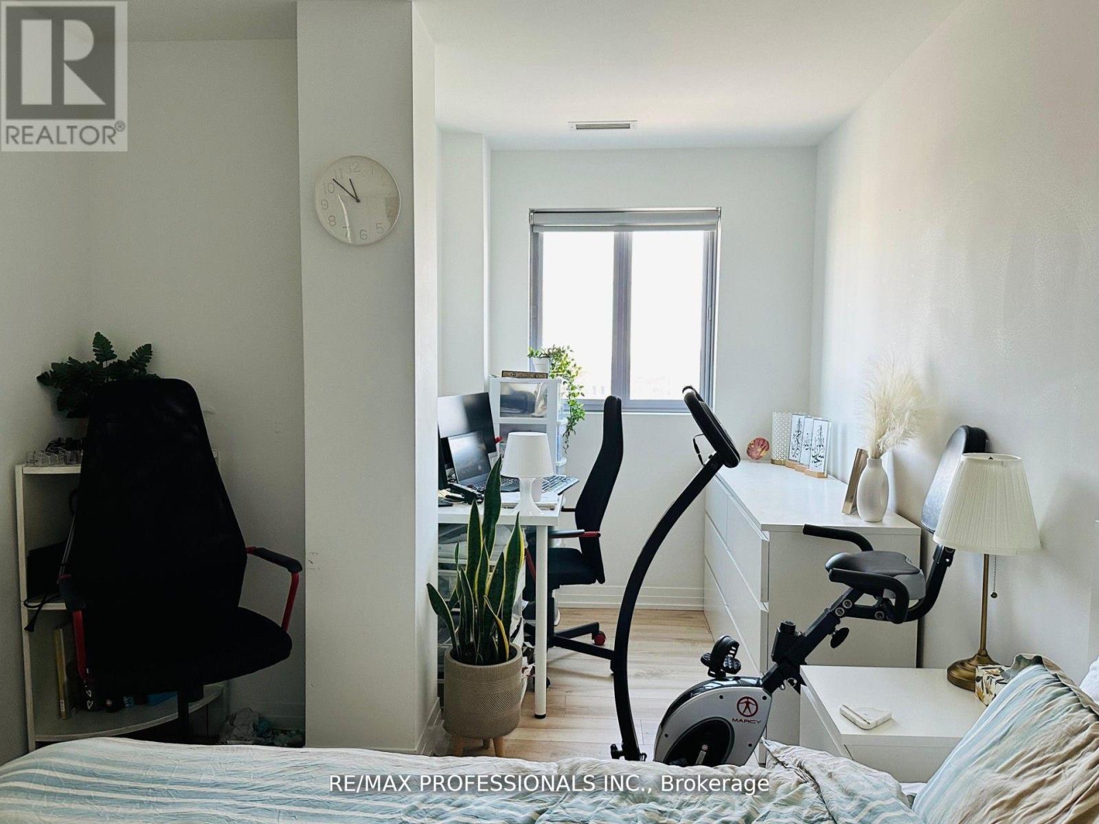 406 - 408 Browns Line E, Toronto, Ontario  M8W 3T9 - Photo 6 - W12848014