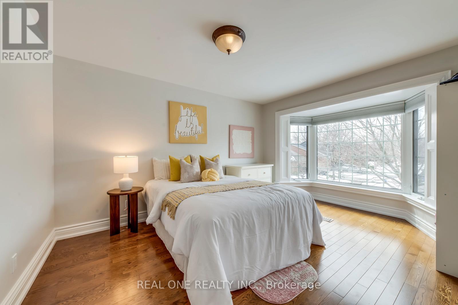 1060 Rockcliffe Court, Oakville, Ontario  L6M 1B8 - Photo 30 - W12848036