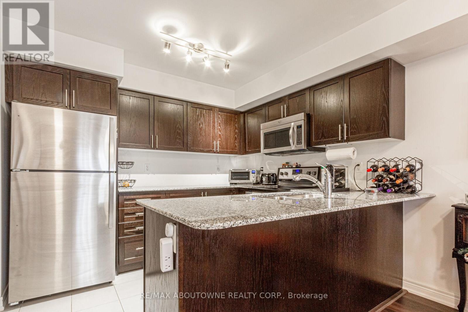 25 - 2480 Post Road, Oakville, Ontario  L6H 0G6 - Photo 9 - W12848066