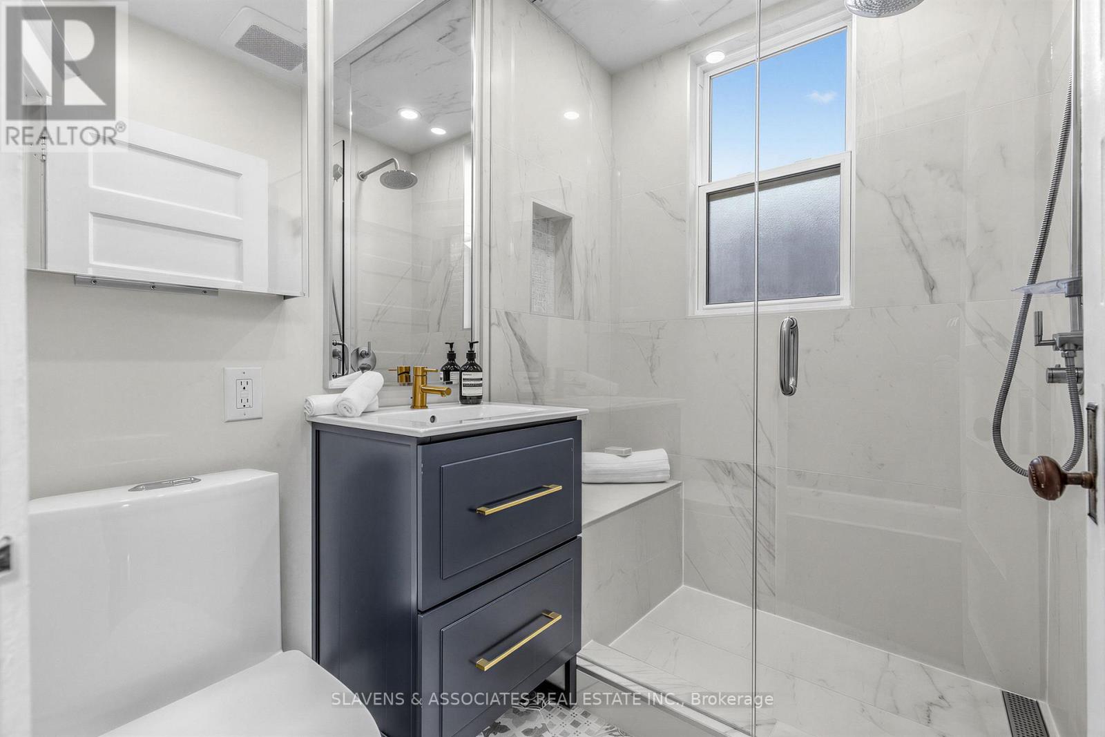 1029 St Clarens Avenue, Toronto, Ontario  M6H 3X8 - Photo 24 - W12848074