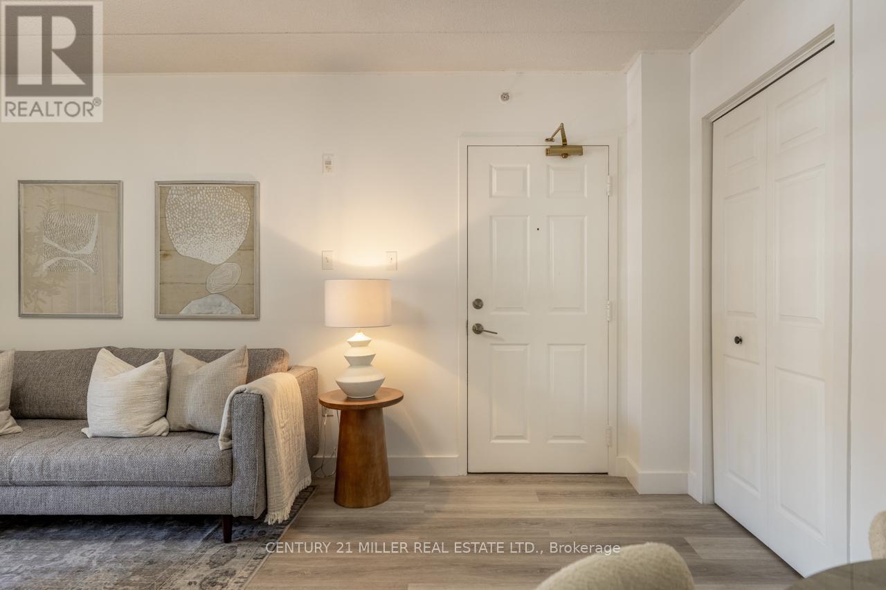 208 - 1487 Maple Avenue, Milton (De Dempsey), Ontario  L9T 0B7 - Photo 3 - W12848084