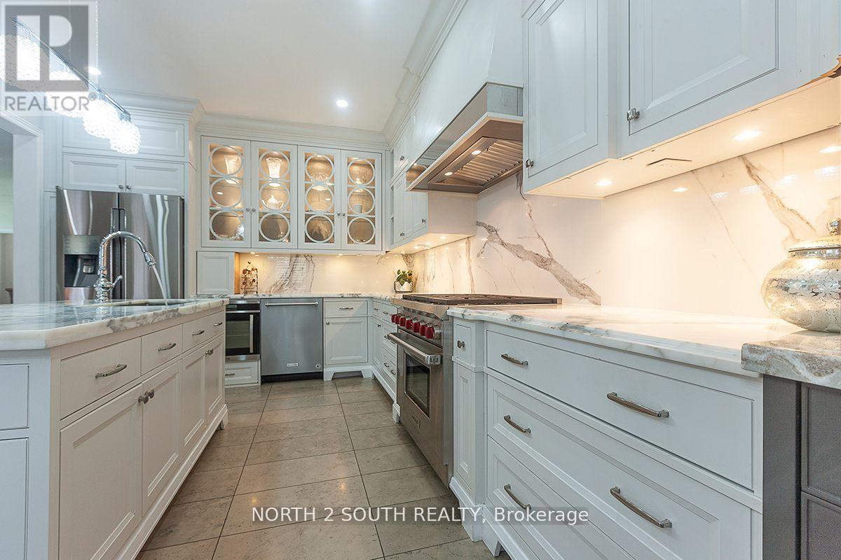 2 Yellow Avens Boulevard, Brampton, Ontario  L6R 0R5 - Photo 16 - W12848122