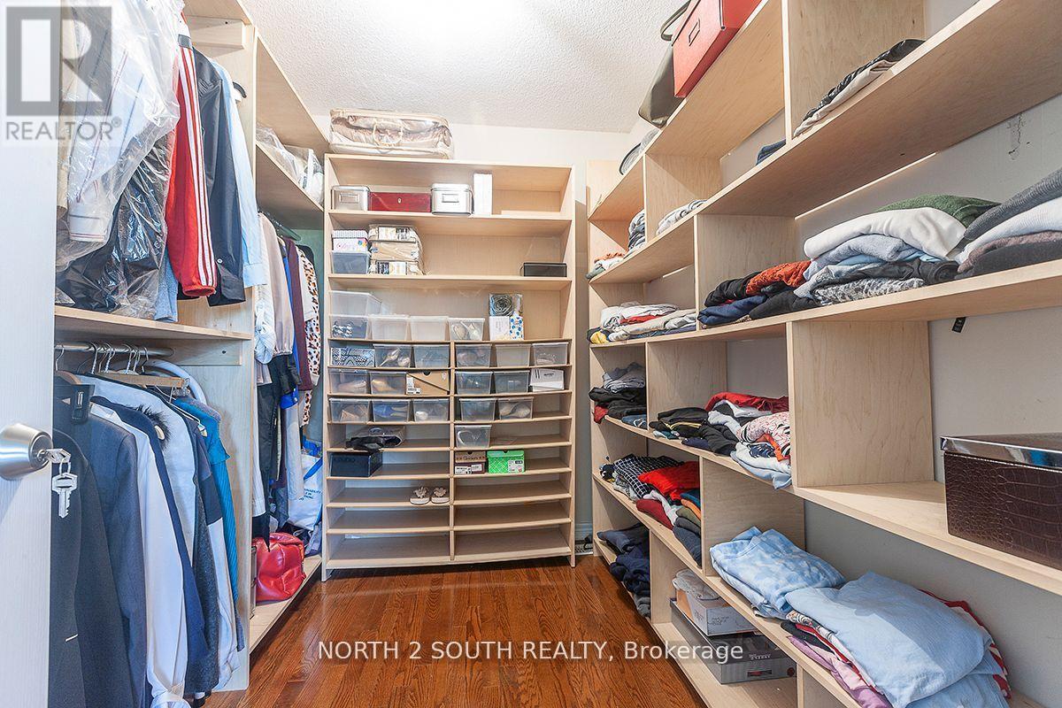 2 Yellow Avens Boulevard, Brampton, Ontario  L6R 0R5 - Photo 25 - W12848122