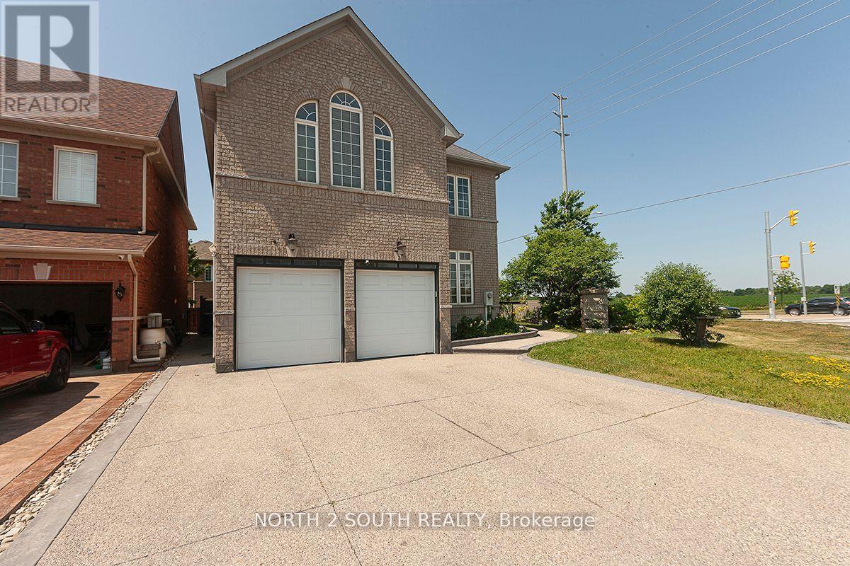2 Yellow Avens Boulevard, Brampton, Ontario  L6R 0R5 - Photo 3 - W12848122