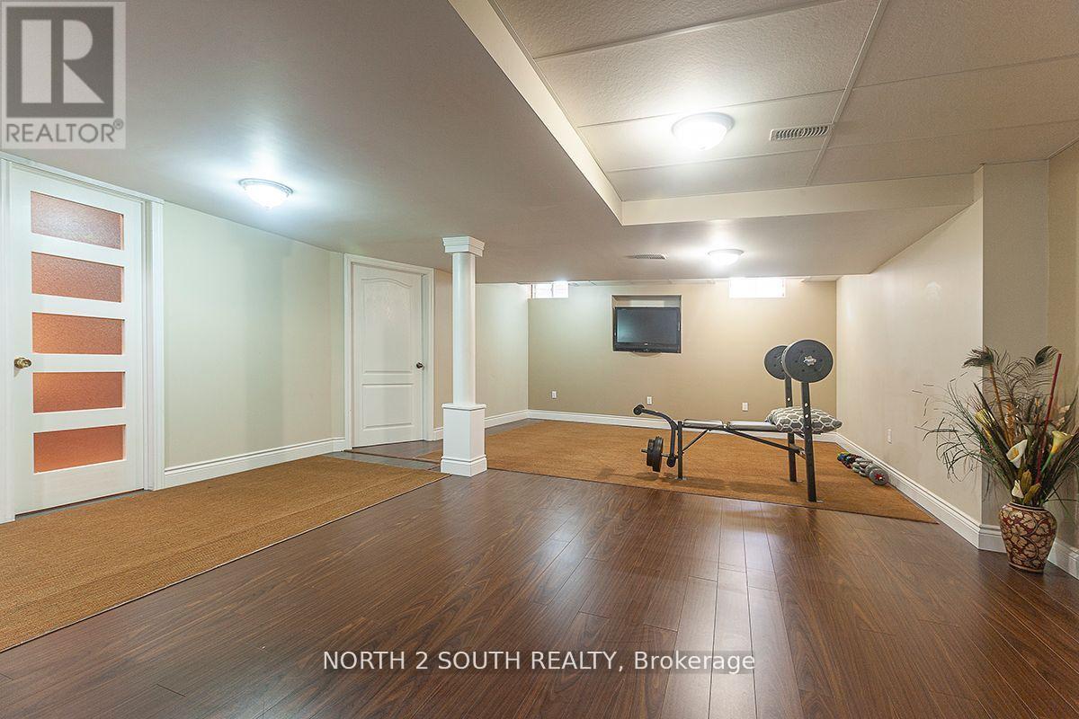 2 Yellow Avens Boulevard, Brampton, Ontario  L6R 0R5 - Photo 39 - W12848122