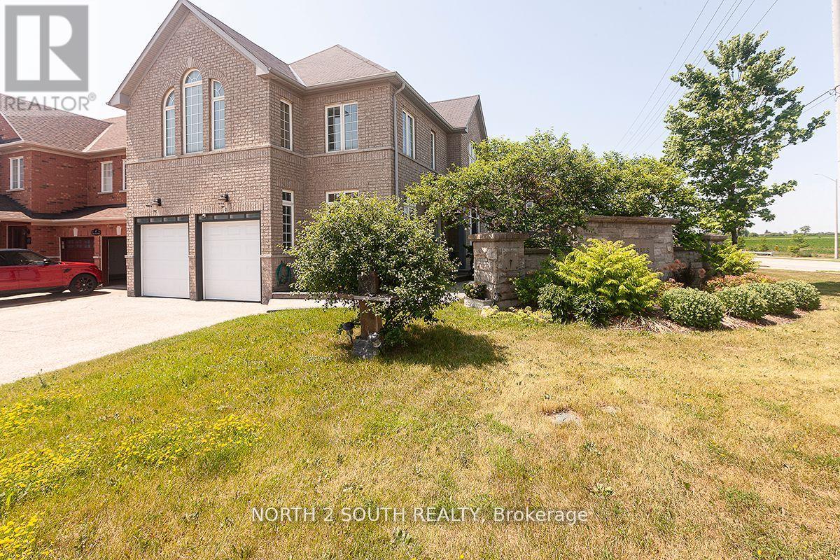 2 Yellow Avens Boulevard, Brampton, Ontario  L6R 0R5 - Photo 5 - W12848122