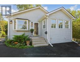 708 MONTBECK CRESCENT, Mississauga, Ontario